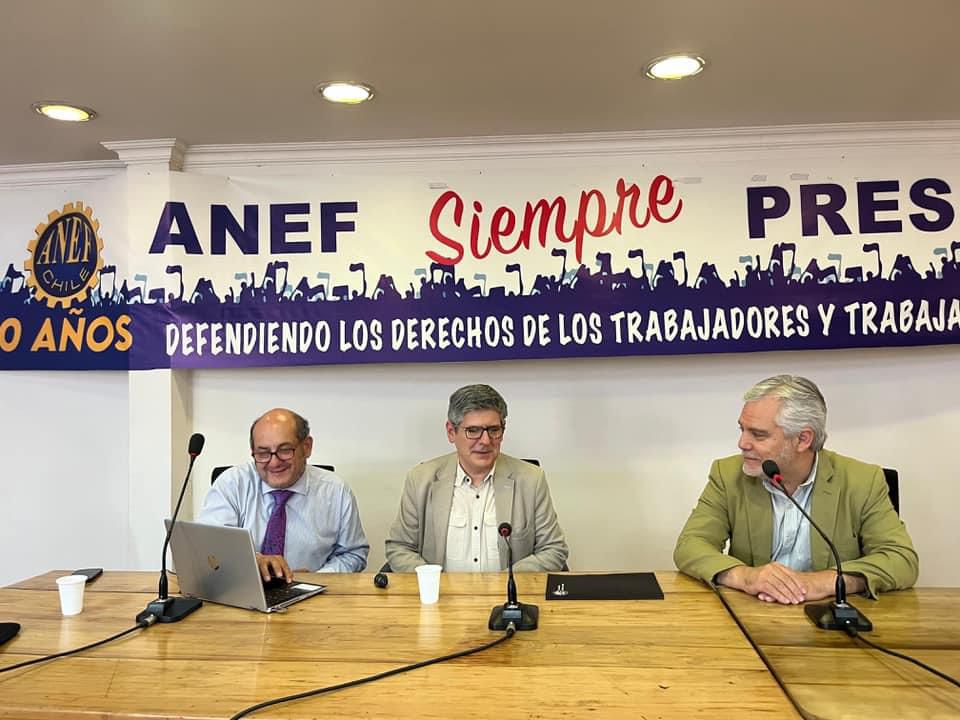 Charla “La crisis de la regulación del empleo público en Chile”