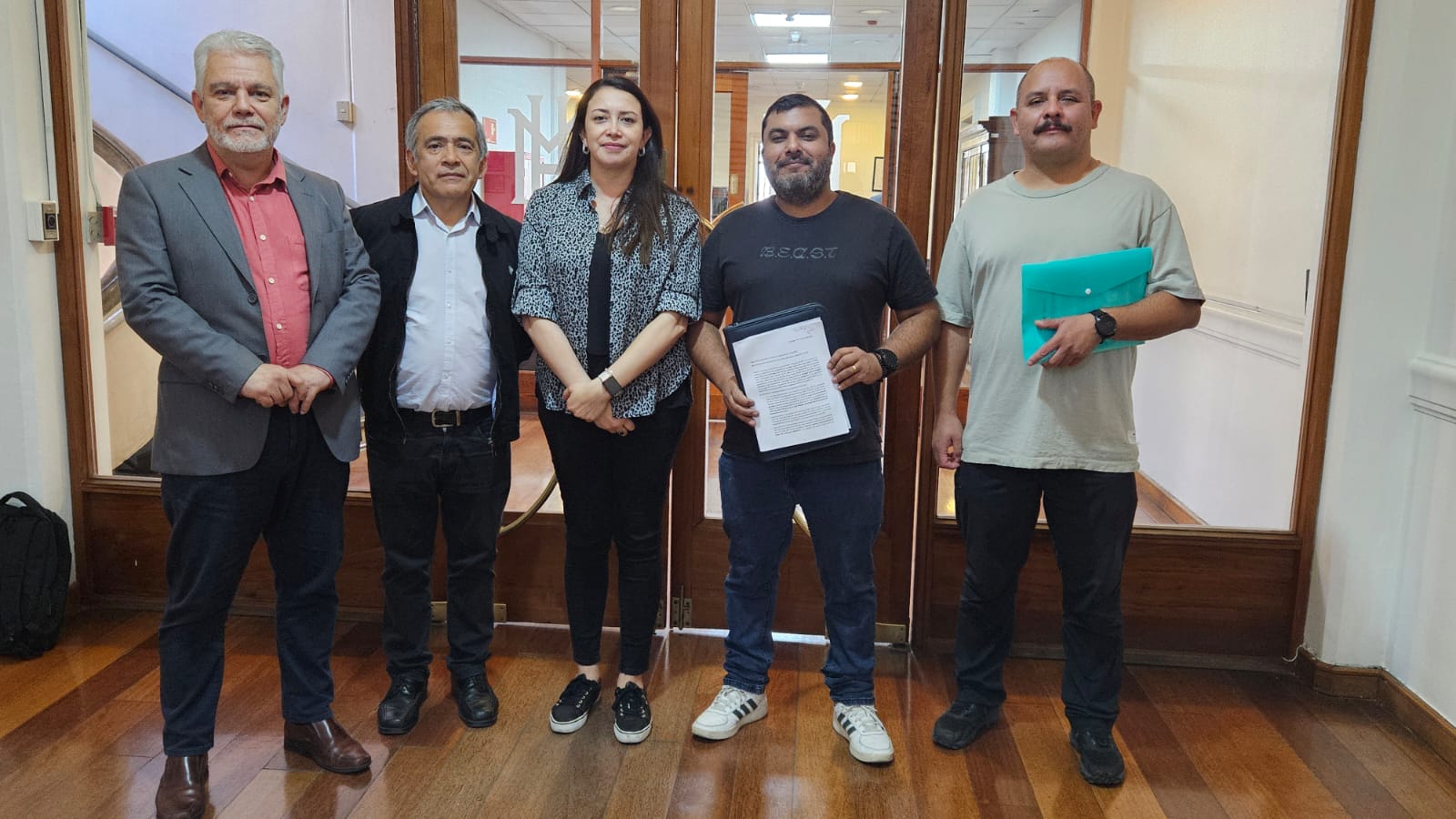 AFUAF, ANEF y FTH denuncian ante Hacienda negativa del Director de la UAF a firmar protocolo laboral