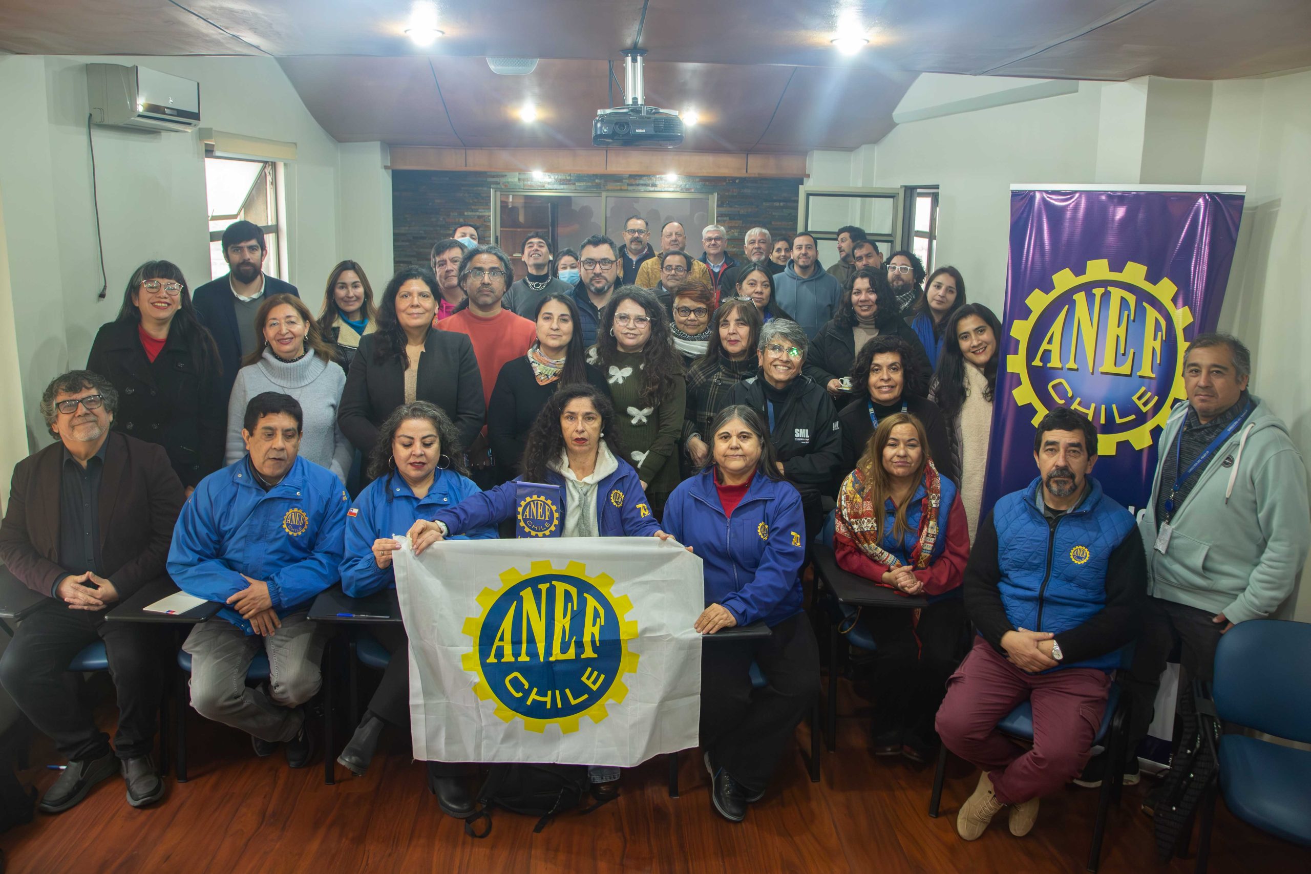 ANEF conmemora sus 83 años con jornada jurídico-gremial en Valparaíso y refuerza su compromiso con la defensa de los trabajadores públicos